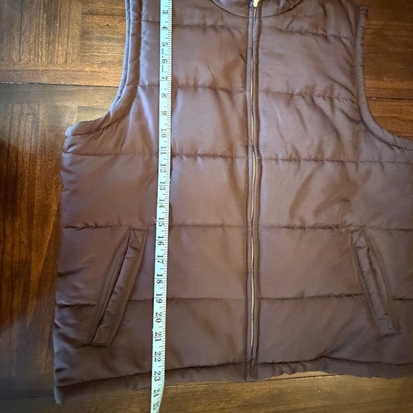 George by Mark Eisen Chocolate Puffer Hooded Vest Zip Up,  Size Large - Picture 11 of 12